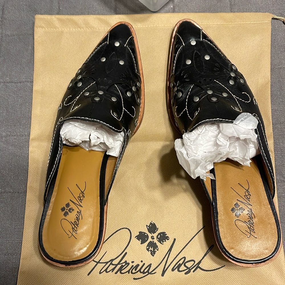 Black Patricia Nash slides